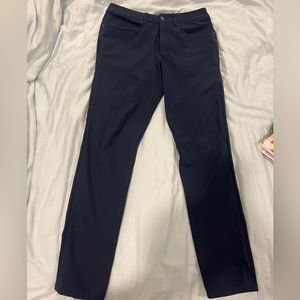 Lululemon Men’s ABC SLIM Warpstreme 5 pocket pant 29X32 True Navy